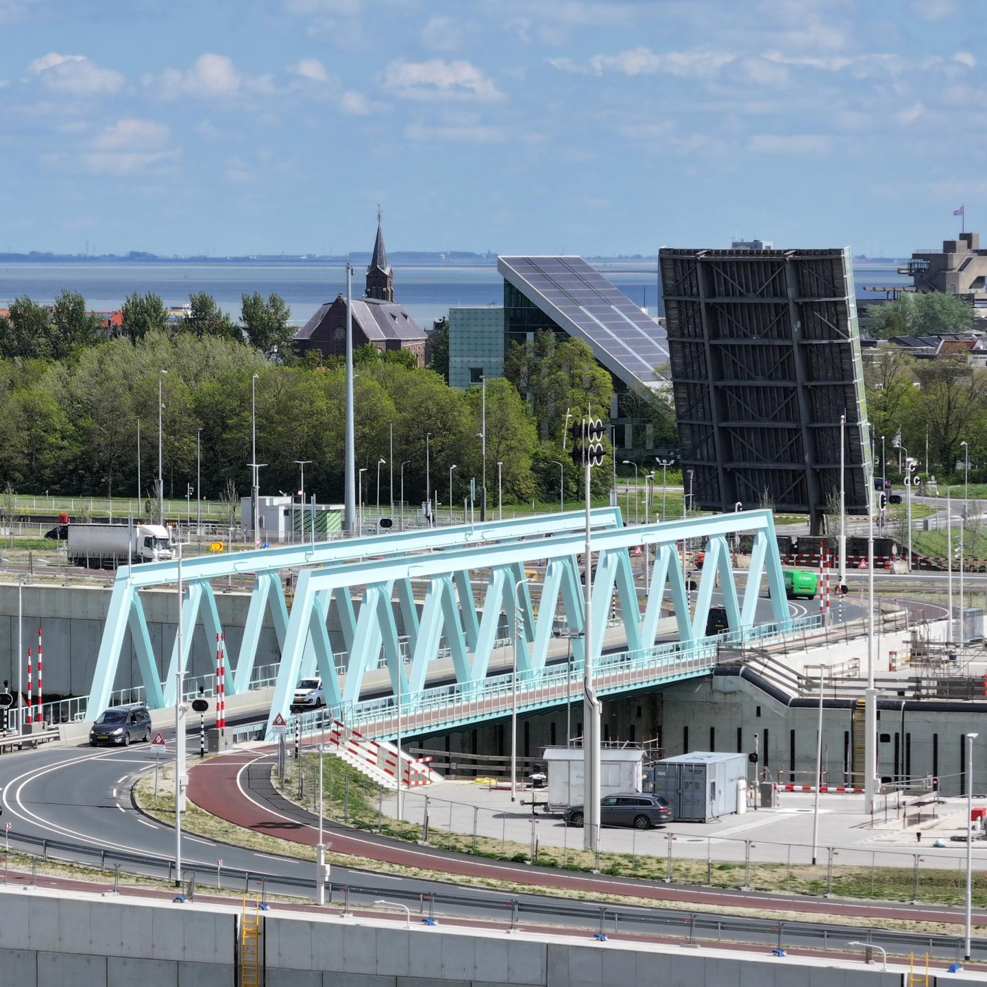 sluisbrug van de Nieuwe Sluis in Terneuzen
