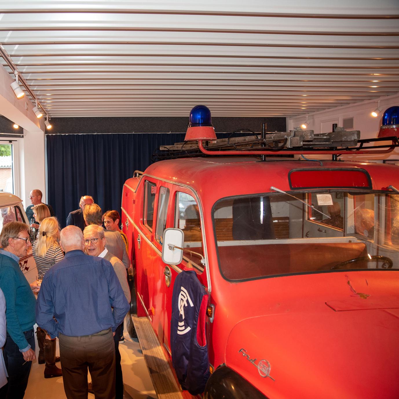 Oude brandweerwagen van Heros in het Museum Sluiskil