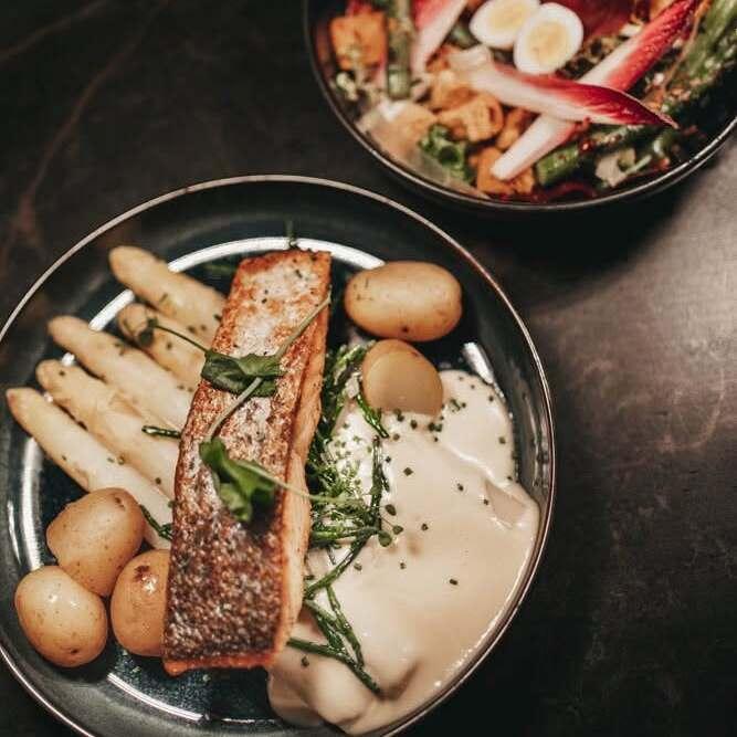 Visgerechten bij Restaurant Noos